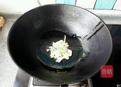 荷包蛋面条的做法图解3