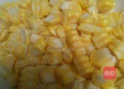 玉米煎饼的做法图解1