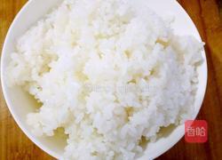 辣白菜五花肉炒饭的做法图解3