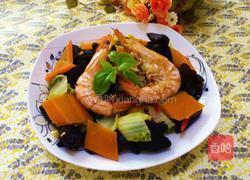 白菜木耳的做法图解1