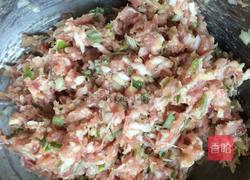 酸菜肉包子的做法图解4
