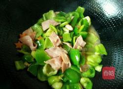 培根炒青椒的做法图解7