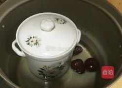 冰糖红枣炖燕窝的做法图解9
