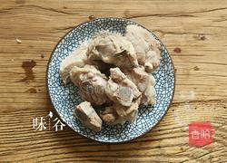 鱼腥草猪骨汤的做法图解3