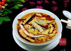 鱿鱼酸辣汤的做法图解13