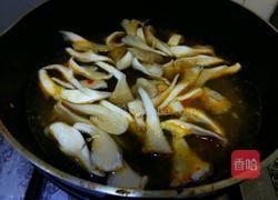 鱿鱼酸辣汤的做法图解8