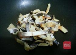 鳗鱼干冬瓜煲的做法图解3
