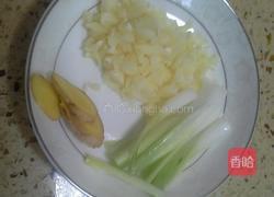 鸡蛋红烧肉的做法图解1