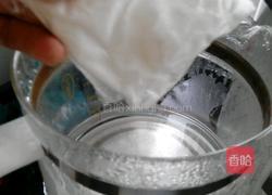 红糖桂花冰粉的做法图解3