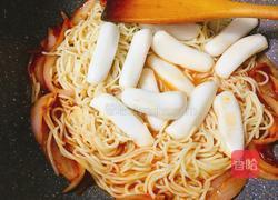 拉面炒年糕的做法图解9