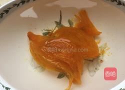 燕窝木瓜炖牛奶的做法图解2