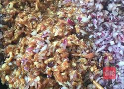 一兜肉饺子的做法图解2