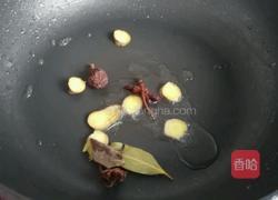 鸡脚煲花生的做法图解6