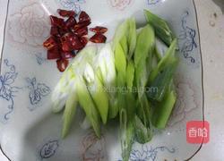 大葱炒木耳的做法图解2