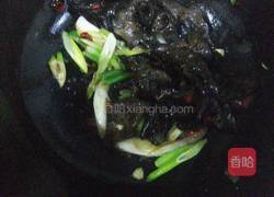 大葱炒木耳的做法图解5