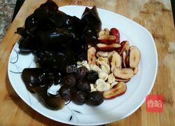 桂圆红枣木耳羹的做法图解4