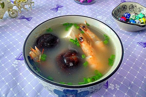 香菇海虾豆腐汤