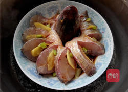 开屏鲈鱼的做法图解1