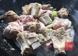 排骨焖面的做法图解4