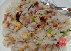 火腿炒饭的做法图解3