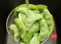 酱肉扁豆的做法图解3