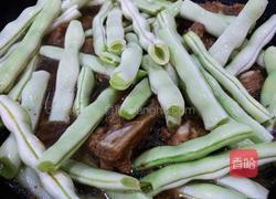 排骨炖豆角的做法图解6