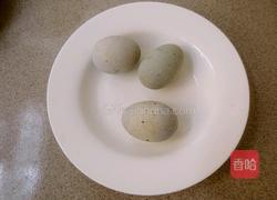 红油变蛋的做法图解1