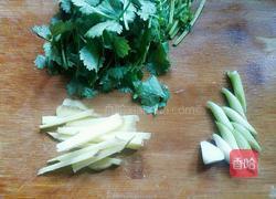 黄骨鱼番茄汤的做法图解3