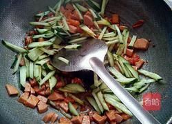 蛋包馒头炒饭的做法图解6