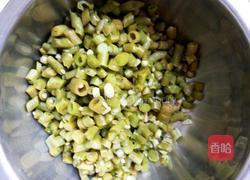 烂肉酸豇豆的做法图解1