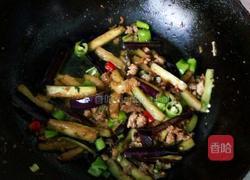 香辣肉末茄子的做法图解8