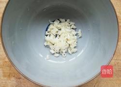 香菇炒黄瓜片的做法图解3