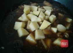 家常土豆炖鸡块的做法图解7