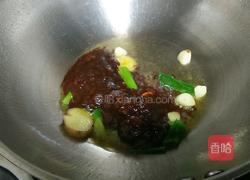 铁锅酱炖鱼的做法图解3