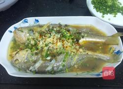 酸菜蒸黄鱼的做法图解7