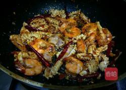 干锅香辣鱿鱼虾的做法图解11