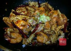 干锅香辣鱿鱼虾的做法图解12