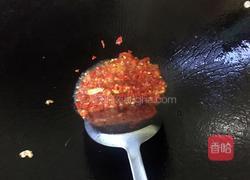 剁辣椒木耳炒鸡蛋的做法图解5