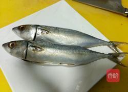 鲅鱼炖土豆的做法图解1