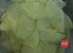 清炒土豆片的做法图解1