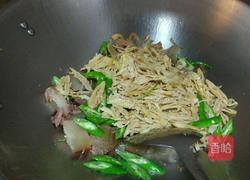 腊肉冬笋的做法图解5