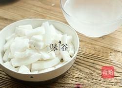 椰子煲鸡的做法图解2