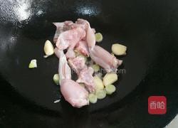 炒牛蛙的做法图解5