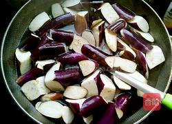 番茄酱炒茄子的做法图解4