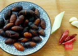 开边蚕蛹的做法图解1