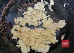 辣子炒鸡蛋的做法图解5