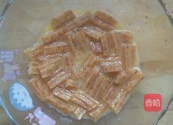 辣条炒蛋的做法图解3