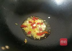 胡萝卜炒香芹的做法图解4