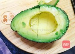 鲜贝鳄梨沙拉的做法图解6