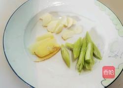 酸笋炒大肠的做法图解4